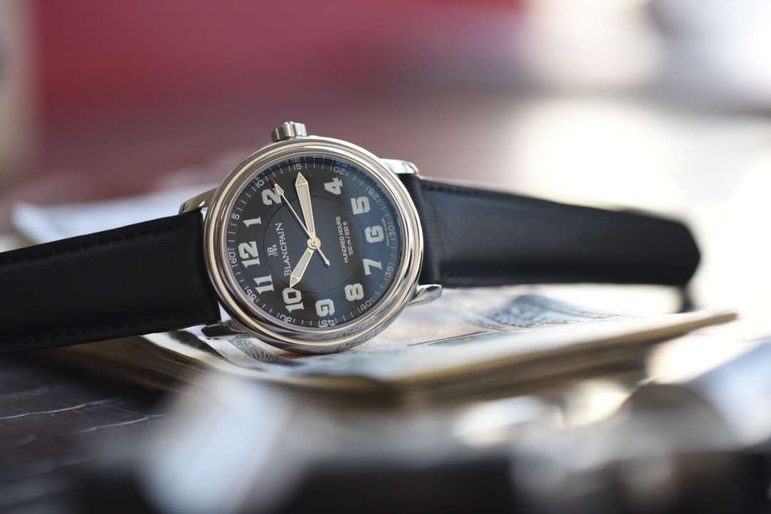【3A Perfect  High quality  Replica Watches 】Blancpain 领袖系列莱芒湖2100-1130m-63b自动机械 wrist watches  / BPB014
