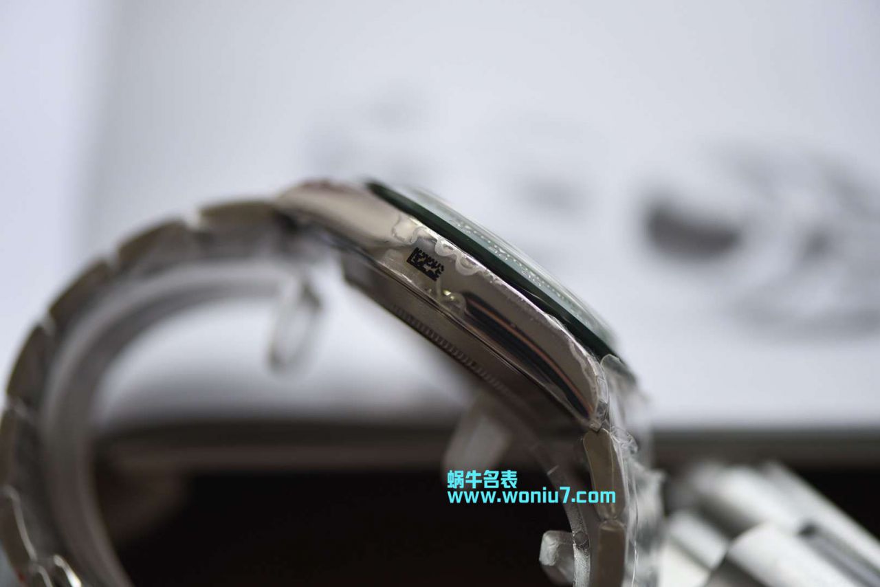 【台湾 Factory  Perfect  High quality  Replica Watches 】 Rolex  Ditongna 绿圈～最高品质 / R242