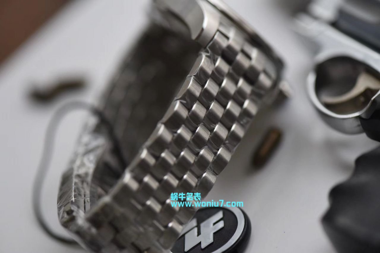 【ZF Factory  Perfect  Copy  Watches 】 IWC 飞行员CHRONOGRAPH计时 wrist watches  系列IW377710 wrist watches  / WG220