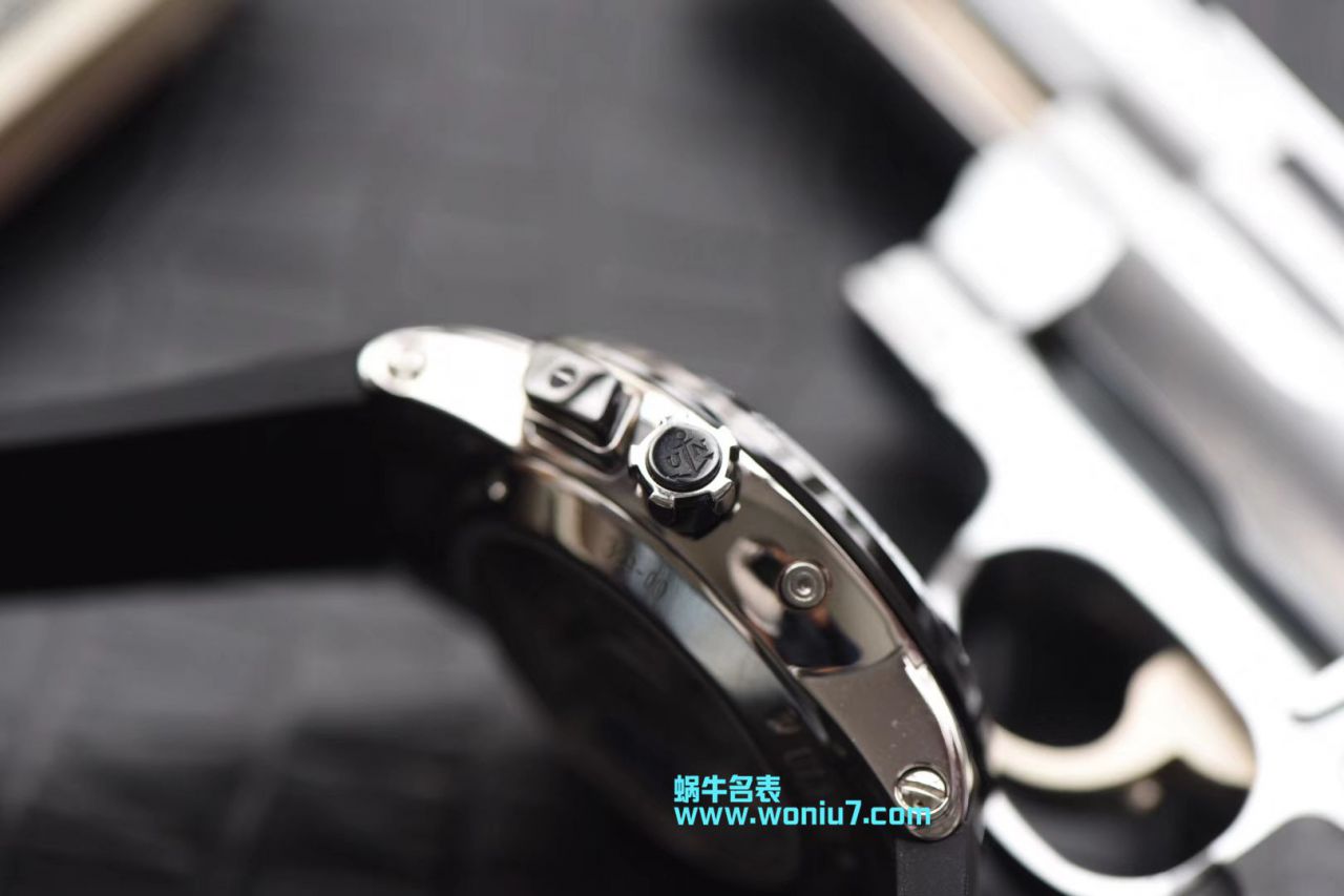 【TWA Perfect  High quality  Replica Watches 】 Ulysse Nardin El TORO/BLACK TORO系列329-00-3、320-00/BQ、326-00-3、326-03、320-00-3 wrist watches  / YD015