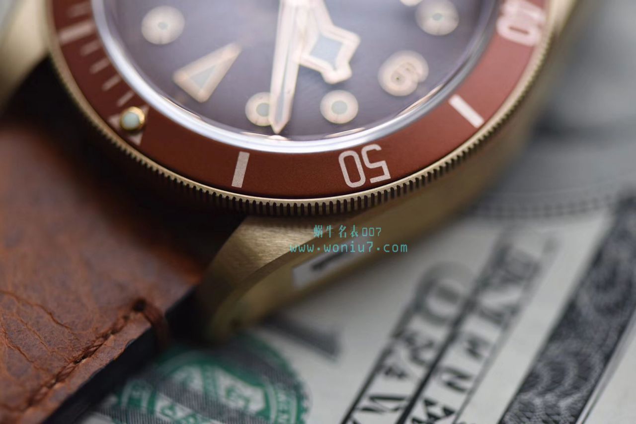 【独家视频测评KW1:1 High quality  Replica Watches 】 Tudor 启承系列M79250BM-0001 小铜花V2版本 / DTBA018A