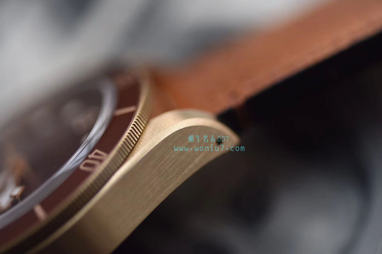 【独家视频测评KW1:1 High quality  Replica Watches 】 Tudor 启承系列M79250BM-0001 小铜花V2版本 / DTBA018A