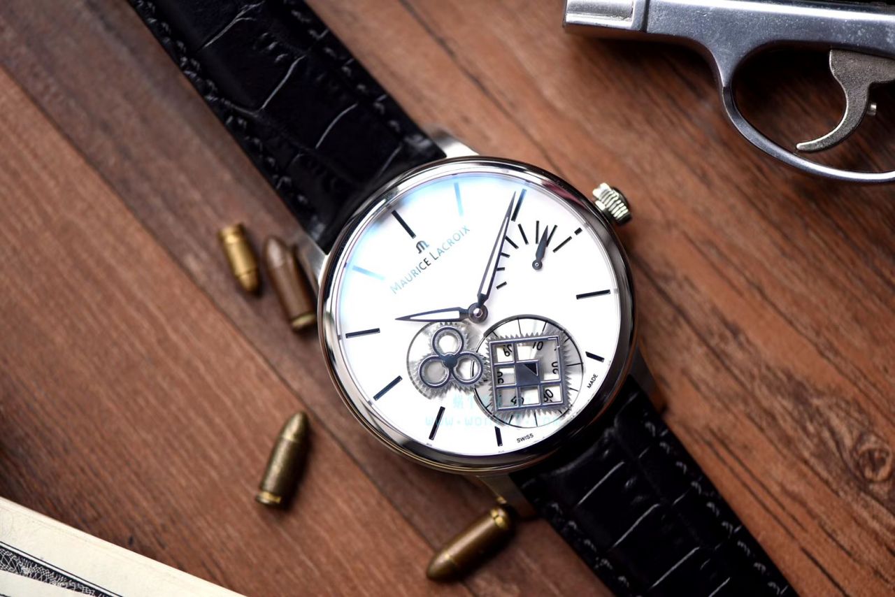 AM新品、最新艾美 方轮经典 wrist watches  MP7158-SS001-301-1黑面、MP7158-SS001-101-1白面 / AIMEI001