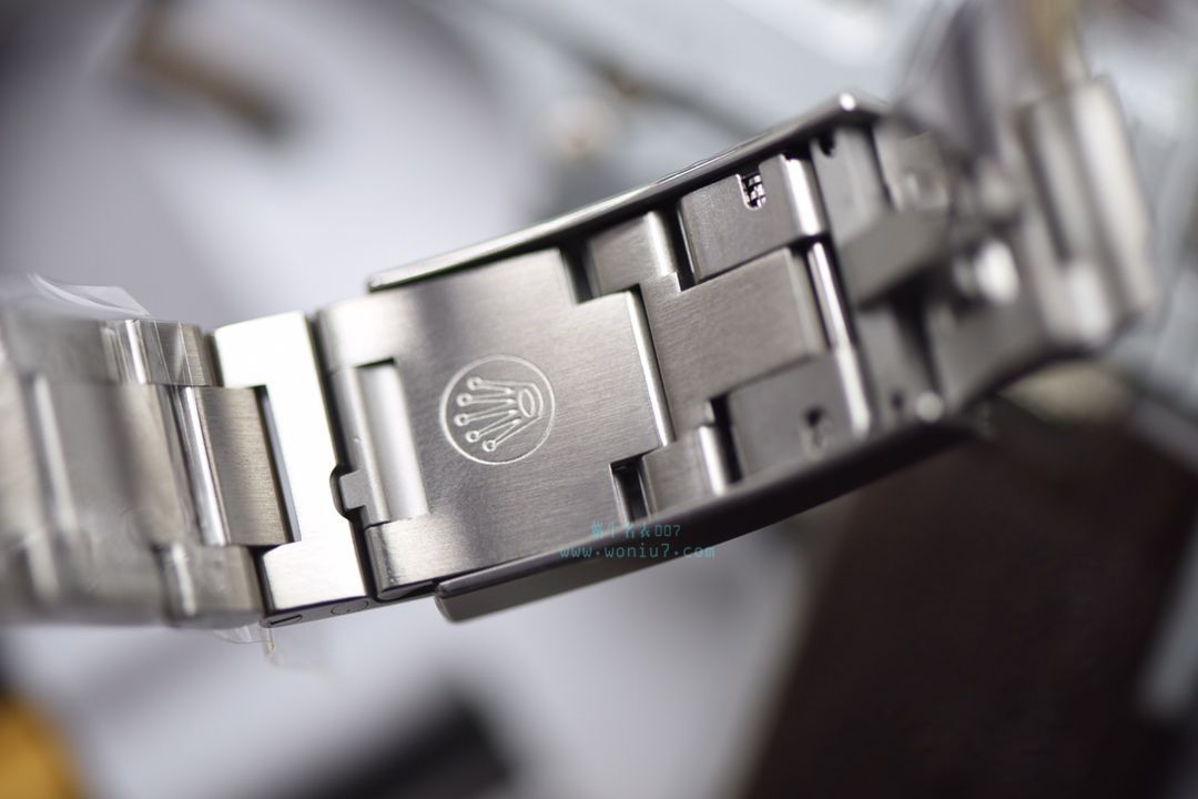 【独家 Video analysis AR Perfect  High quality  Replica Watches 】 Rolex ROLEX海使型系列Rolex Sea-Dweller 50周年126600 单红43毫米 wrist watches  / RBG194