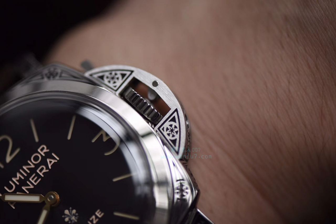【V9 Perfect  top  Replica Copy  Watches 】Panerai LUMINOR系列 PAM00972雕花 wrist watches  / PAM972