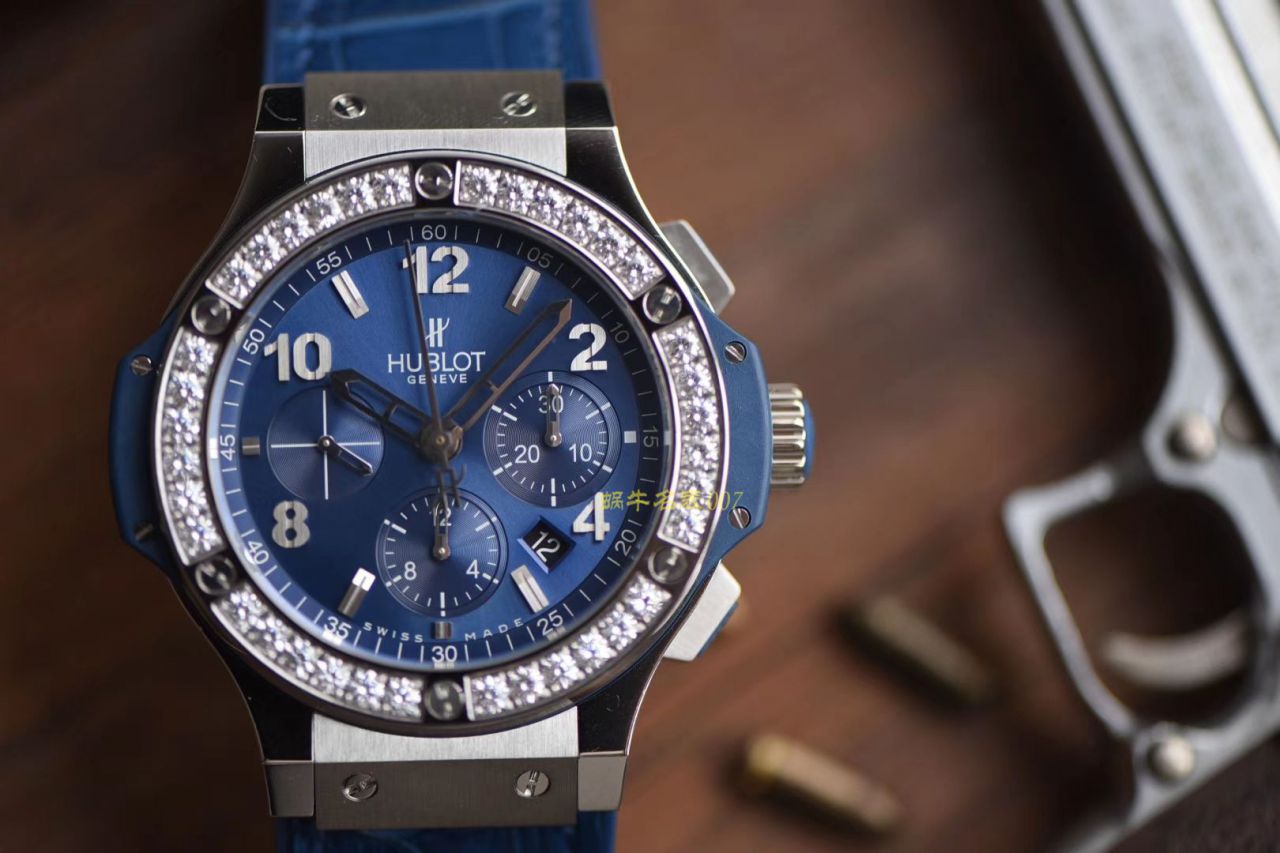 HBBv6新款 hublot  big bang HUBLOT   Big Bang 精钢蓝色  wrist watches  / YB061