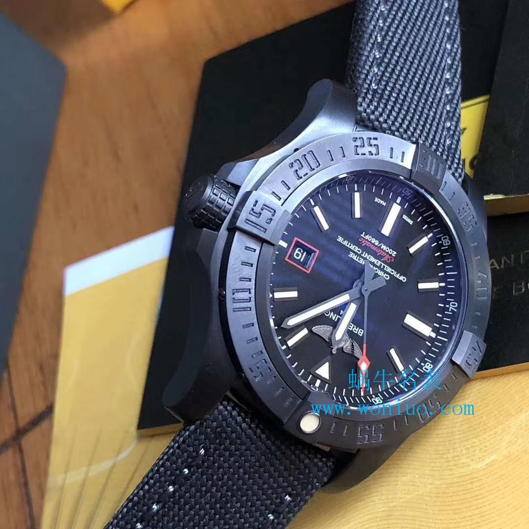 【 Video analysis 专柜原单 Breitling 复仇者黑鸟】 Breitling 机械计时系列V1731110/BD74/109W/M20BASA.1 wrist watches  / BL093