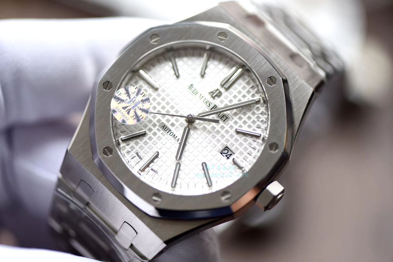  Video analysis Audemars Piguet 皇家橡树系列15400ST.OO.1220ST.02 wrist watches  top  Replica Watches 【JF标杆神器 15400超强＂V5＂升级版强势出击】 / AP022MM