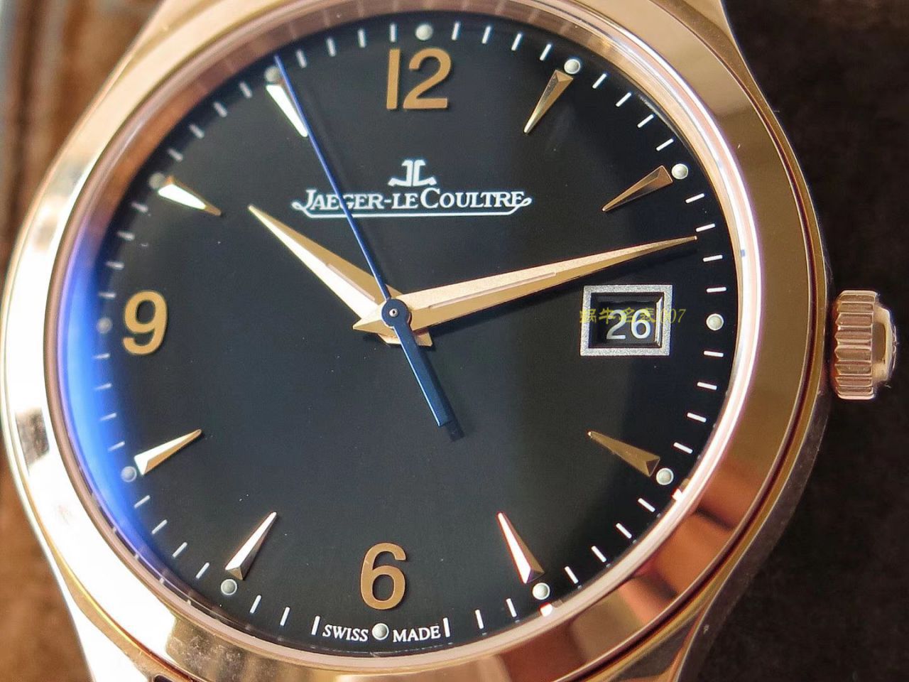  Video analysis  Jaeger-LeCoultre 大师系列1548420,1542520,1548470三色 wrist watches 【ZF Perfect  Replica 新品 Jaeger-LeCoultre 大师系列Q1548420】 / JJBB55MM