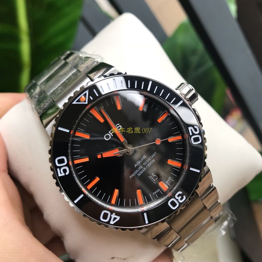 【渠道原单硬货】豪利时潜水系列01 733 7730 4159-07 8 24 05PEB wrist watches  / OB003