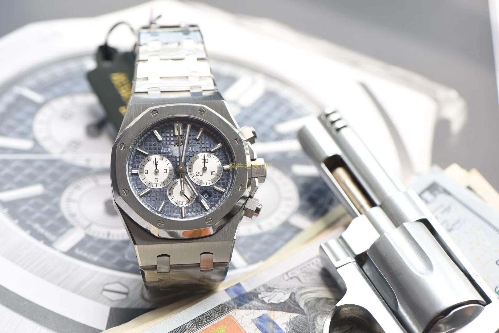  Video analysis Audemars Piguet 皇家橡树系列26331ST.OO.1220ST.01 wrist watches  Perfect  Replica Watches 【OM Factory 皇家橡树计时】 / AP158
