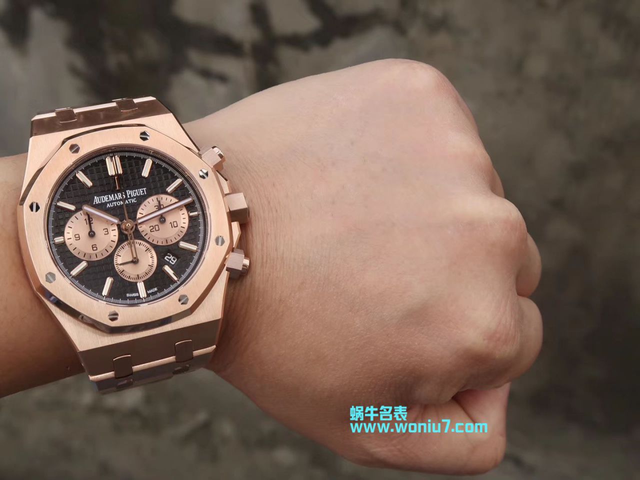 Video analysis Audemars Piguet 皇家橡树系列26331ST.OO.1220ST.01 wrist watches  Perfect  Replica Watches 【OM Factory 皇家橡树计时】 / AP158