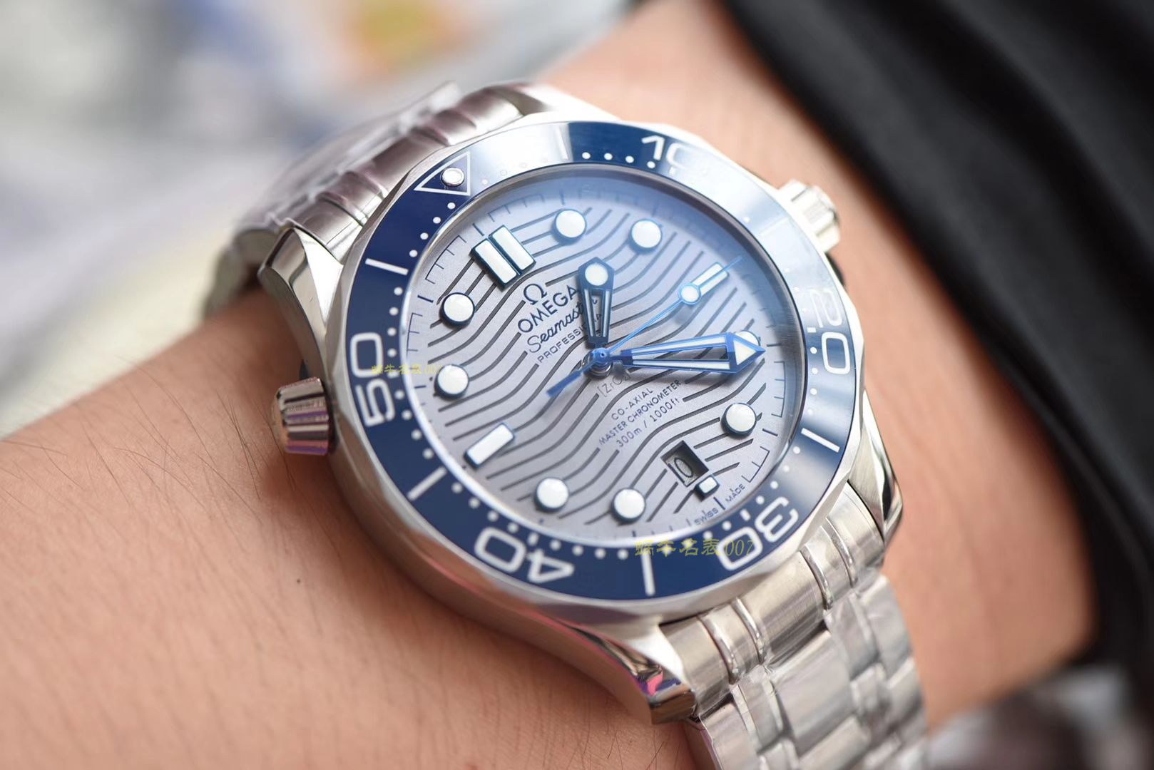 【 Video analysis 】VS Factory  Perfect  Replica OMEGA Seamaster 系列210.30.42.20.06.001 Replica  wrist watches VS Factory 新 Seamaster 300M（007代言广告款） / M359