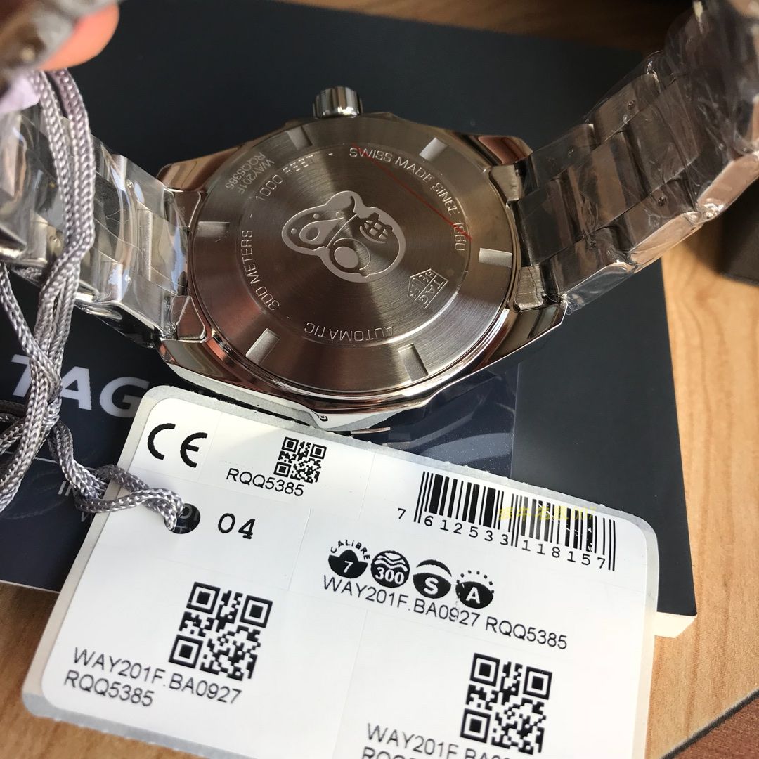 【渠道原单货】 TAG Heuer 竞潜系列WAY201F.BA0927GMT wrist watches  / TG067