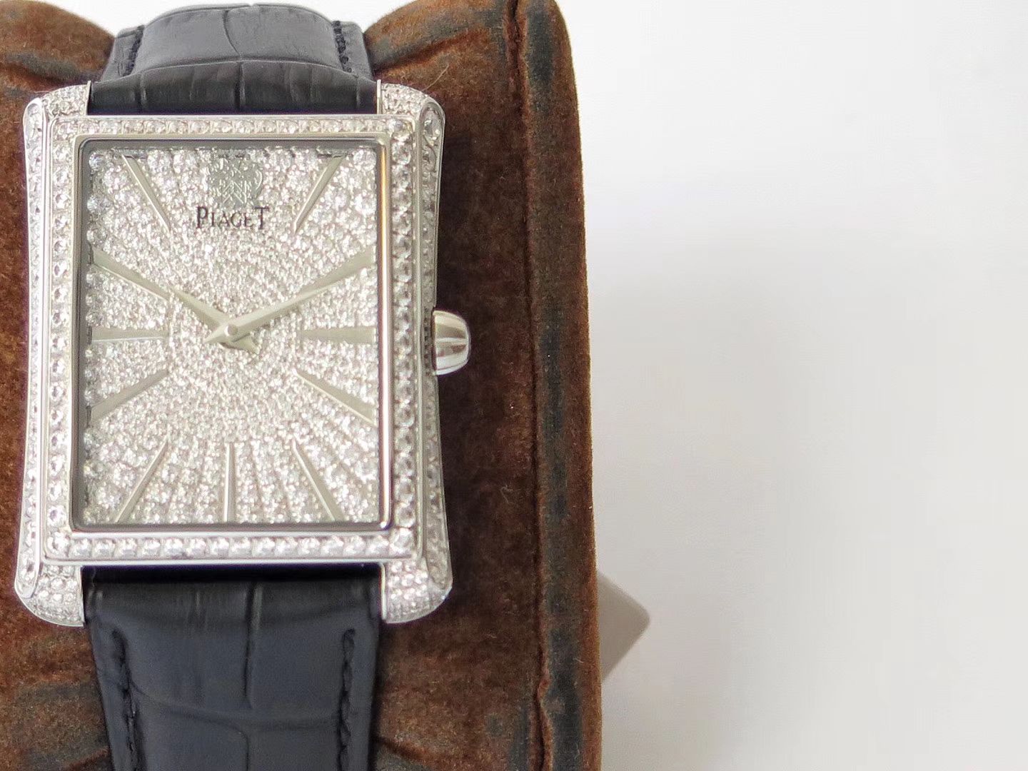 【KZ Perfect  High quality  Replica Watches 】 Piaget BLACK -TIE系列G0A33075 wrist watches  / PT018