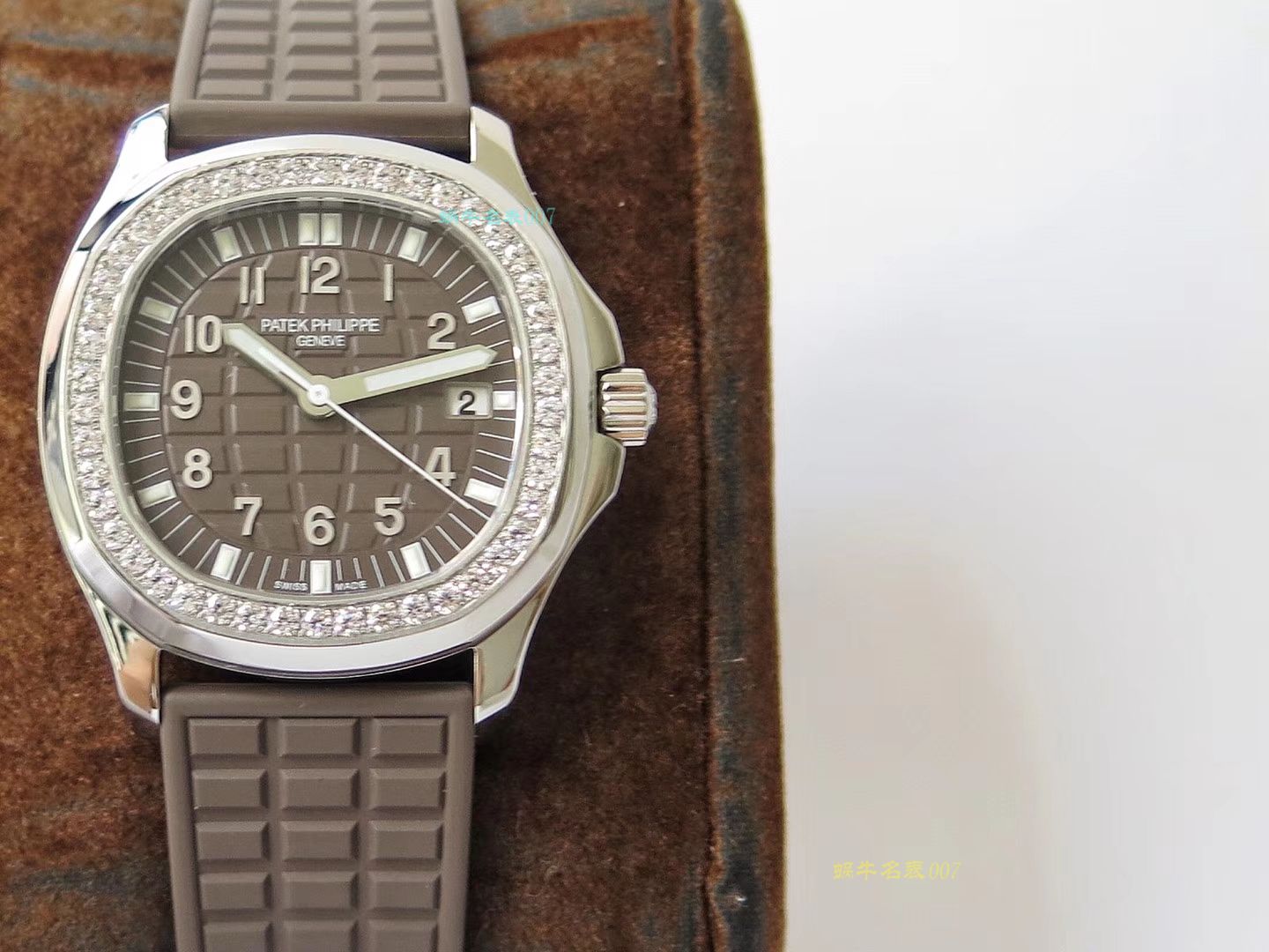 【PPF Perfect  top  Replica Copy  Watches 】PATEK PHILIPPE PATEK PHILIPPE AQUANAUT系列5067A-023 wrist watches 女装 / BD261