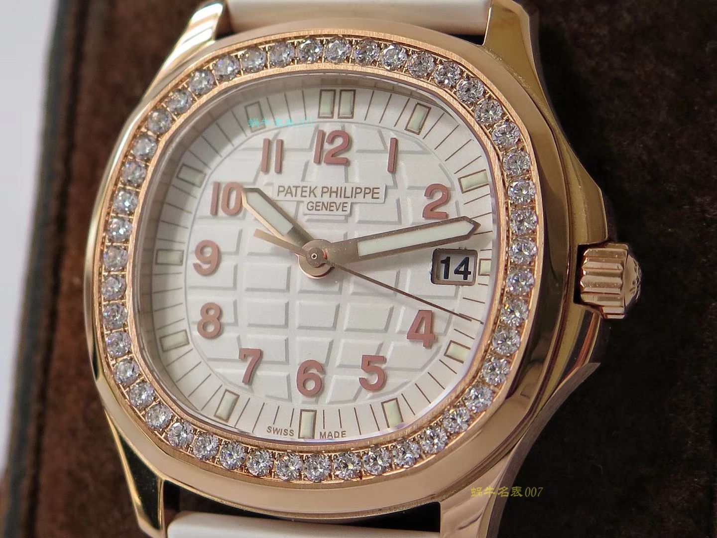 PATEK PHILIPPE PATEK PHILIPPE AQUANAUT系列5068R-010 wrist watches 【PPF Perfect   Replica  PATEK PHILIPPE  Nautilus 女表】 / BD263