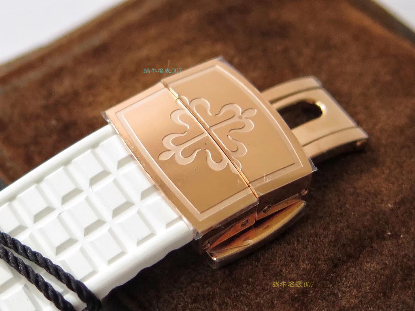 PATEK PHILIPPE PATEK PHILIPPE AQUANAUT系列5068R-010 wrist watches 【PPF Perfect   Replica  PATEK PHILIPPE  Nautilus 女表】 / BD263