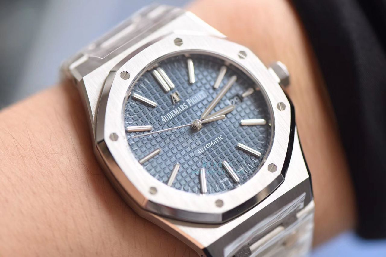 【 Video analysis 什么是 Replica 表】JF标杆神器 15400超强＂V5＂升级版强势出击 / AP163