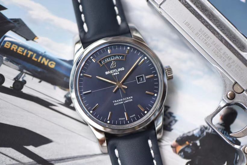 【 Video analysis  Replica 表和正品表的区别】V7出品 Breitling 越洋系列 Day-Date 款超级副本 / BL100