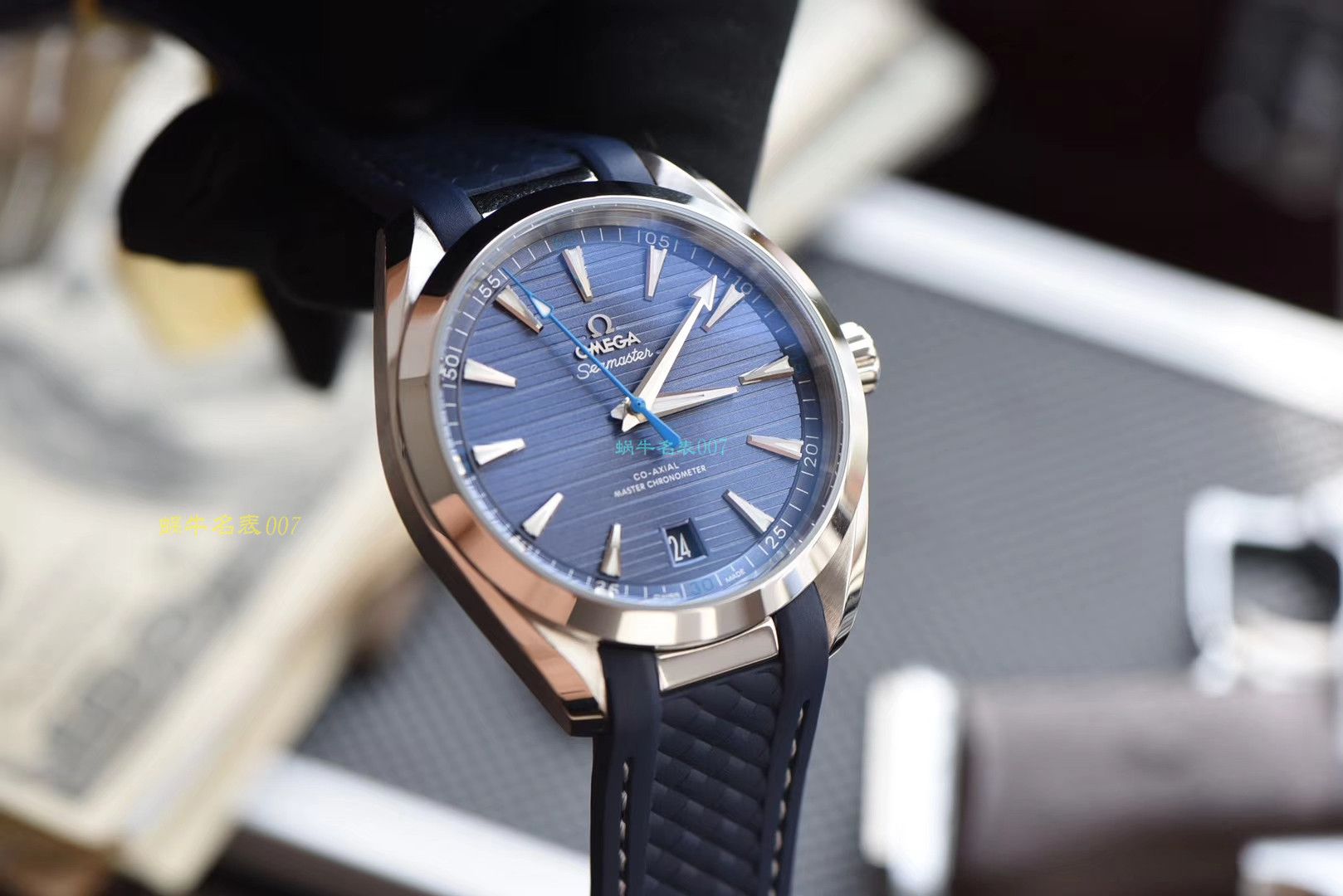 【OMEGA Replica 表价格】 Video analysis 3S Factory OMEGA Seamaster 系列220.12.41.21.02.002，220.12.41.21.06.001等多色横纹 wrist watches  / M387