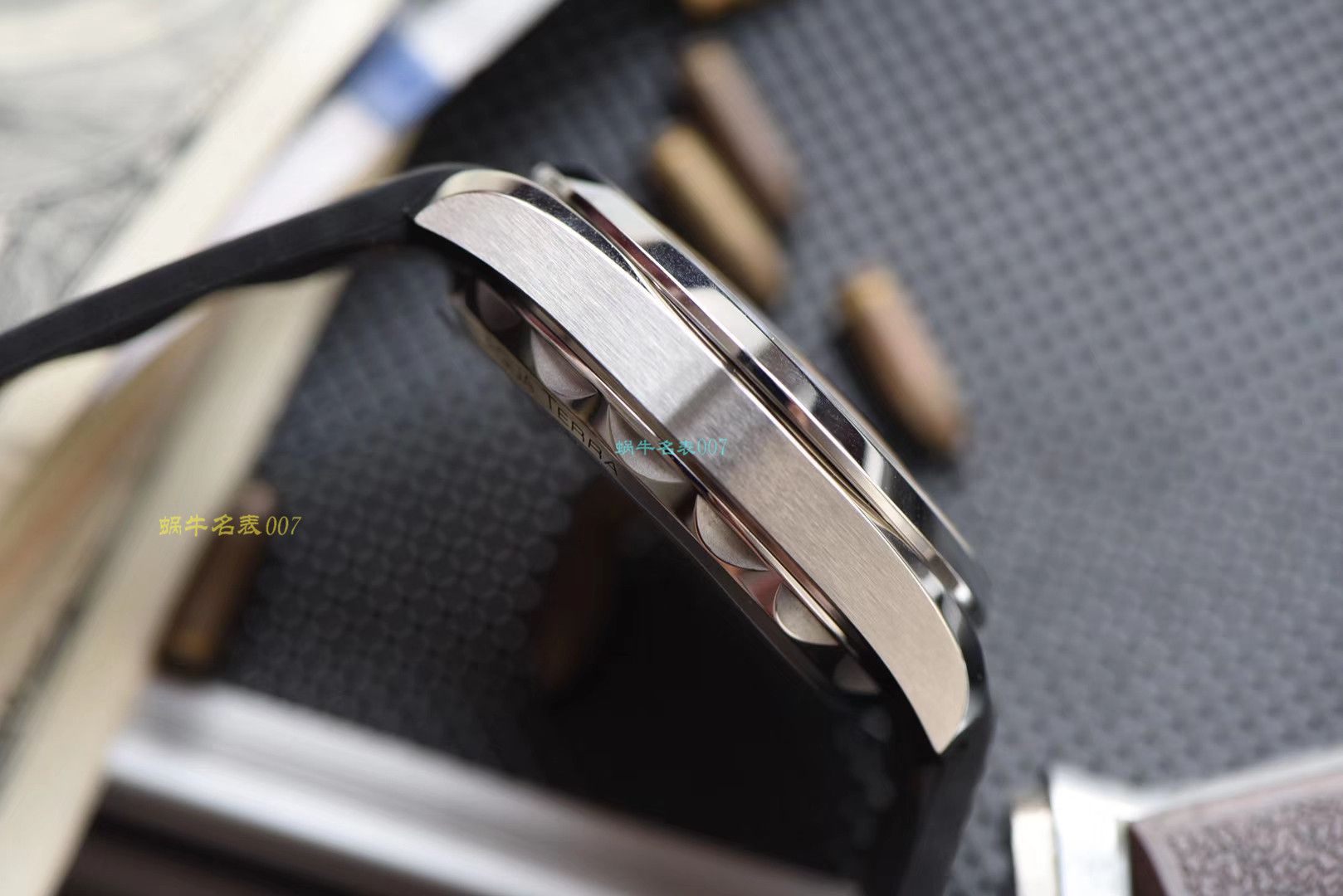 【OMEGA Replica 表价格】 Video analysis 3S Factory OMEGA Seamaster 系列220.12.41.21.02.002，220.12.41.21.06.001等多色横纹 wrist watches  / M387