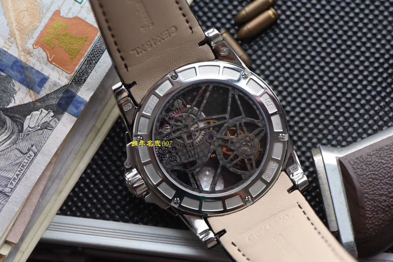 爱马仕女表独家实拍 鳄鱼皮H系列 中号爱马仕HEURE H系列W036819WW00 wrist watches  / HH03