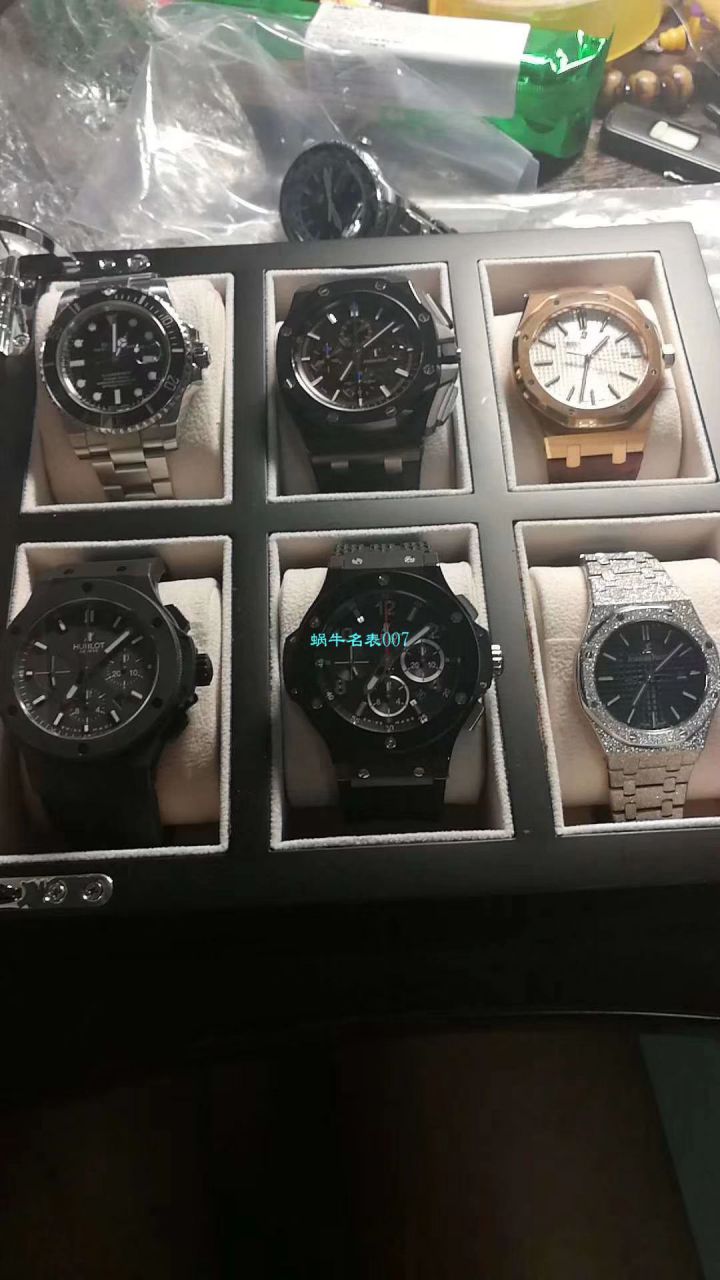 【 Video analysis V6 Factory  High quality  Perfect  Copy 】HUBLOT 《恒宝》 big bang BIG BANG系列301.CX.130.RX wrist watches  / YBBF020.1