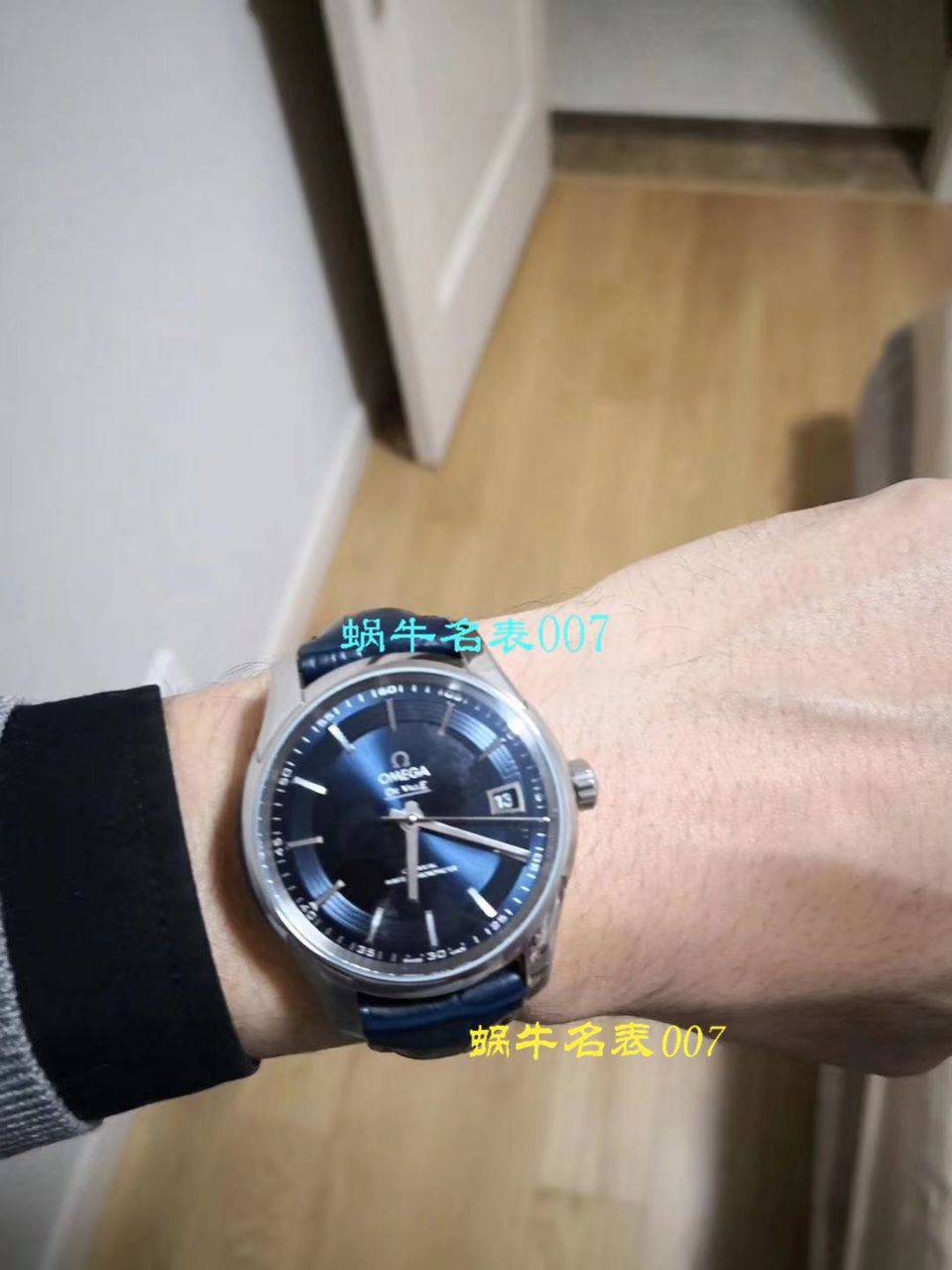 【 Video analysis  Replica 表和正品表的区别】V7出品 Breitling 越洋系列 Day-Date 款超级副本 / BL100