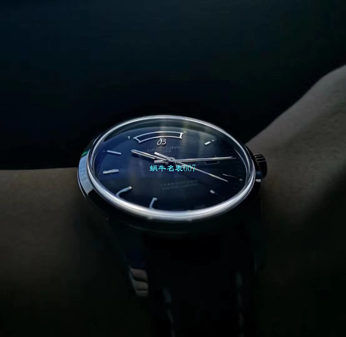 【 Video analysis  Replica 表和正品表的区别】V7出品 Breitling 越洋系列 Day-Date 款超级副本 / BL100