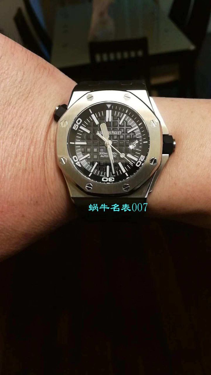 【独家视频测评JF Perfect  High quality  Replica Watches 】Audemars Piguet  Royal Oak Offshore 系列15710ST.OO.A002CA.01 wrist watches  / AP031B