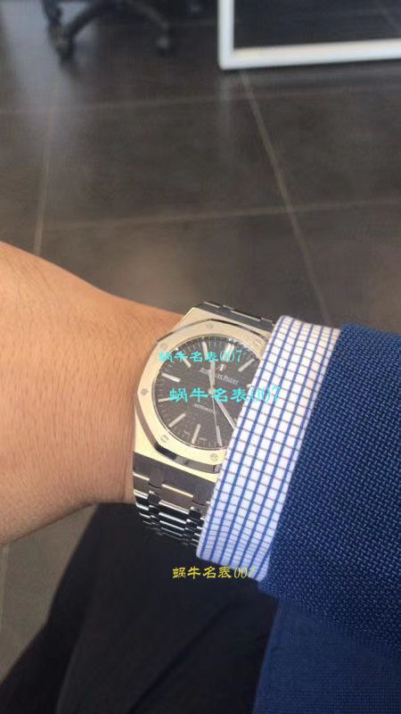  Video analysis Audemars Piguet 皇家橡树系列15400ST.OO.1220ST.02 wrist watches  top  Replica Watches 【JF标杆神器 15400超强＂V5＂升级版强势出击】 / AP022MM