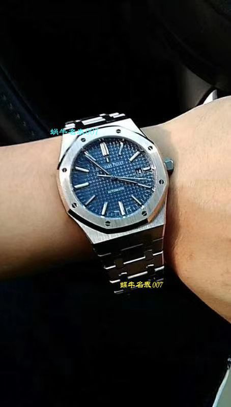  Video analysis Audemars Piguet 皇家橡树系列15400ST.OO.1220ST.02 wrist watches  top  Replica Watches 【JF标杆神器 15400超强＂V5＂升级版强势出击】 / AP022MM