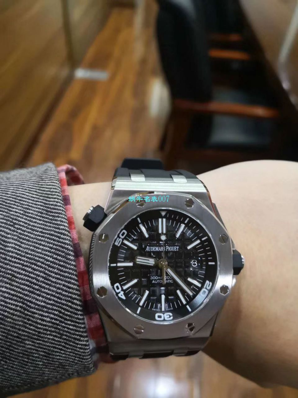 【独家视频测评JF Perfect  High quality  Replica Watches 】Audemars Piguet  Royal Oak Offshore 系列15710ST.OO.A002CA.01 wrist watches  / AP031B