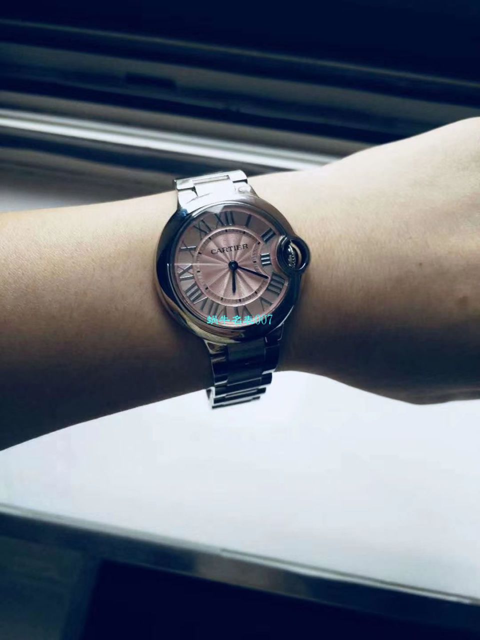 【独家视频测评V6 Factory  Perfect  Knockoff  Watches 】 Cartier  蓝气球系列W6920084女士33毫米石英 wrist watches  / KAC080