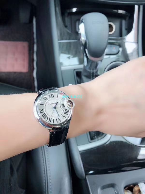 【独家视频解析V6 Factory  Perfect  High quality  Replica Watches 】 Cartier  蓝气球系列小号33毫米机械女表W6920071/W6920085 / K117