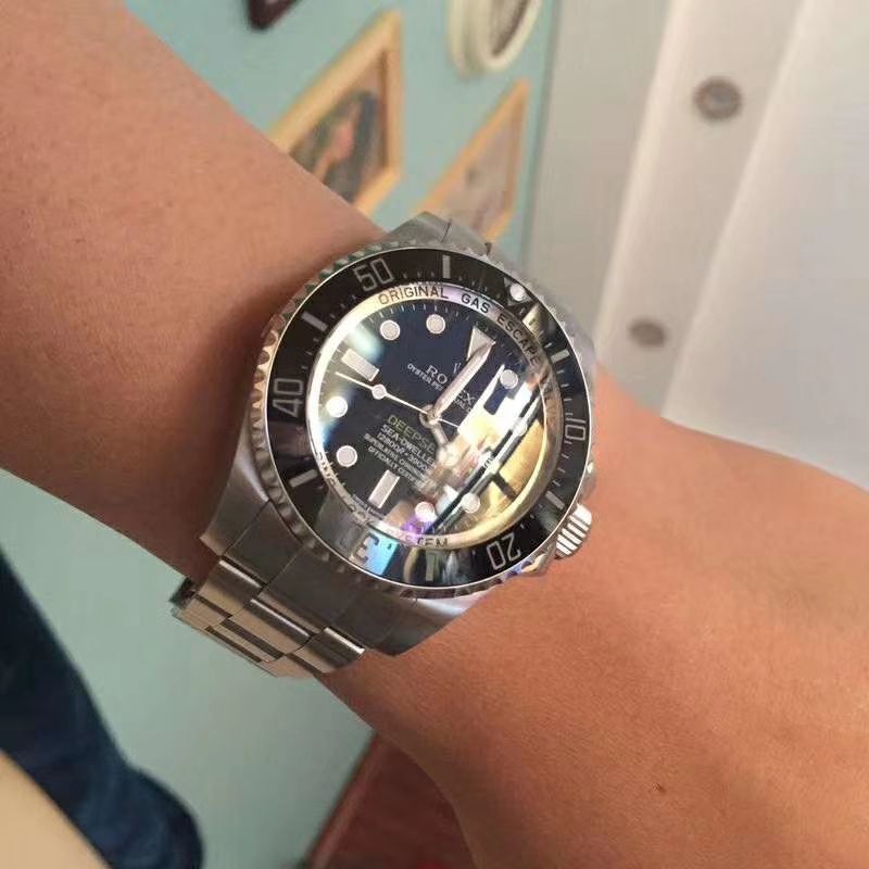 【AR Perfect  High quality  Replica Watches 】 Rolex 海使型系列116660-98210 蓝盘 wrist watches (904钢渐变蓝鬼王) 