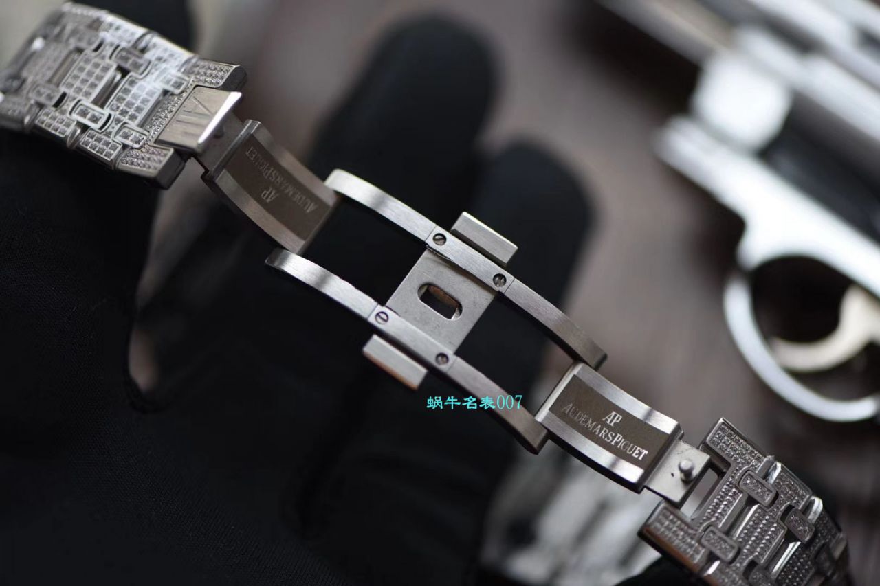 【TZ Factory  Replica 表】Audemars Piguet 皇家橡树系列 Replica 15402OR.ZZ.D003CR.01，15202BC.ZZ.1241BC.01 wrist watches  / AP178