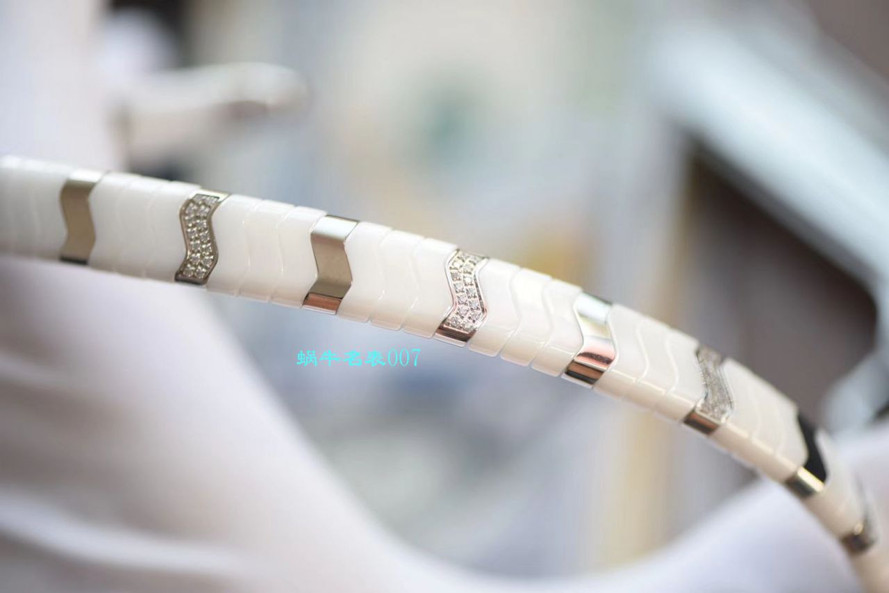 【BV Factory BVLGARI Replica 蛇形女表】 BVLGARI SERPENTI系列102734，102613 SPC35WGDWCGD1.1T白色黑色 Composite  wrist watches  / BG029