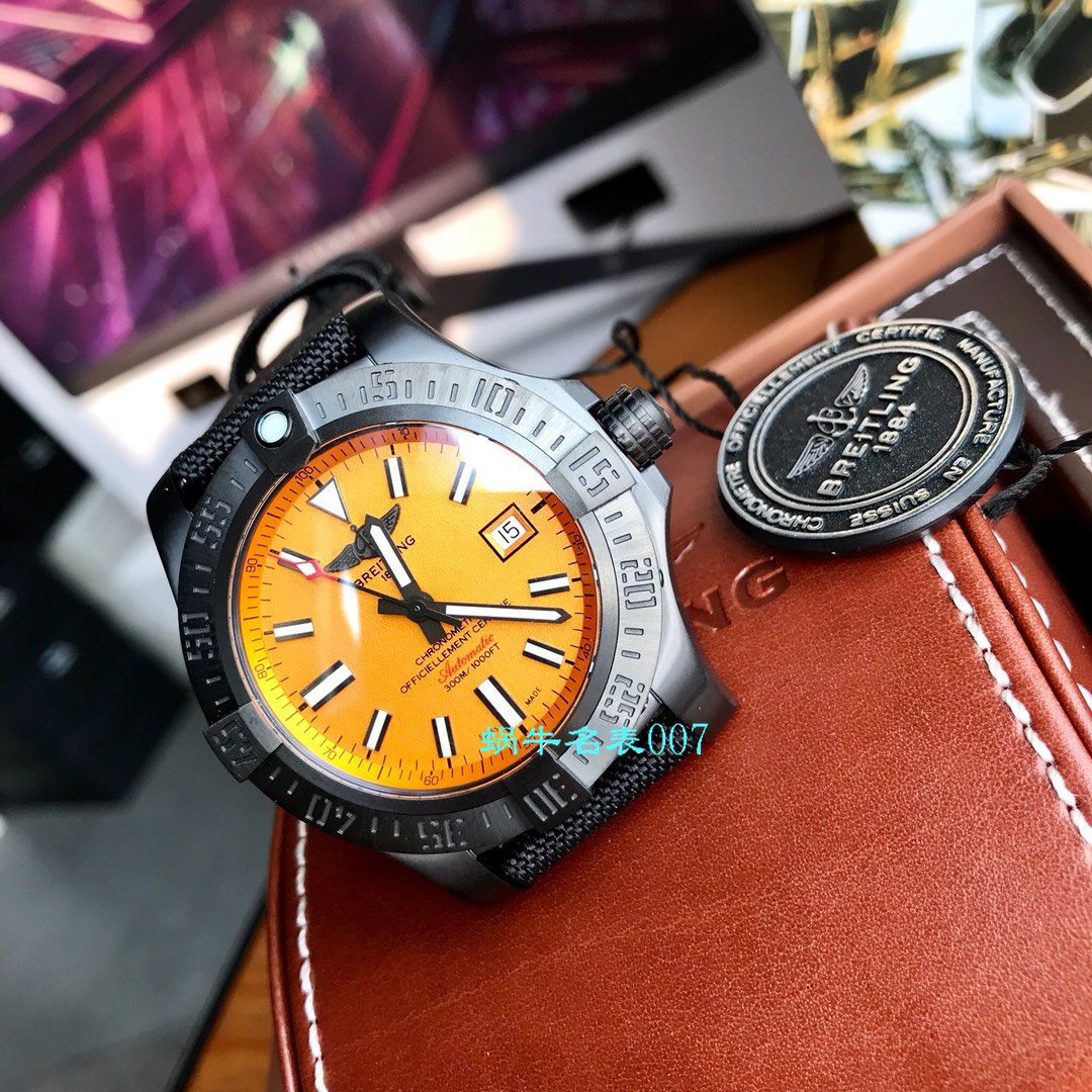 【渠道原单Breitling黄狼】 Breitling 复仇者系列M17331E2|I530|109W|M20BASA.1 wrist watches  / BL113