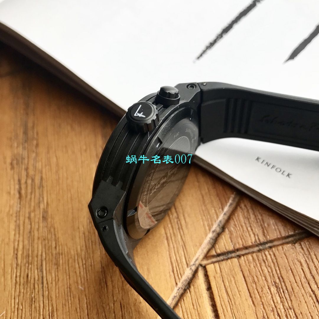 【渠道原单】菲拉格慕Ferragamo F-80系列碳素纤维男士 wrist watches  / FEL011