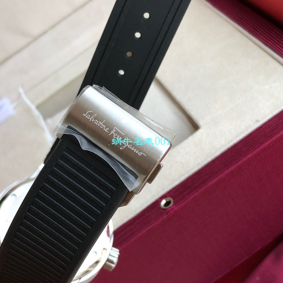 【渠道原单】菲拉格慕最新款计时石英男表这款类似AP的 watchcase 设计 / FEL013