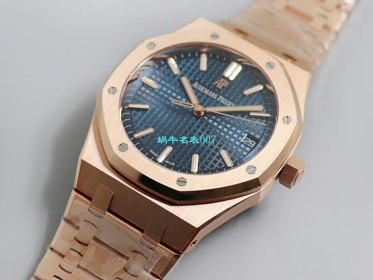 【OM Factory Audemars Piguet Replica Copy 表】Audemars Piguet 皇家橡树系列15500OR.OO.1220OR.01，15500OR.OO.D002CR.01 wrist watches  / AP181