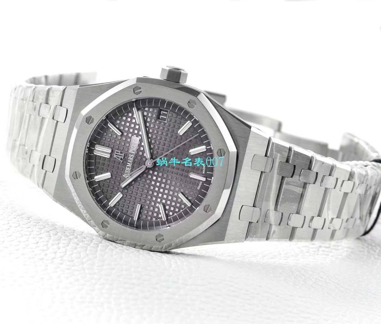 【OM Factory  Replica Copy 表】Audemars Piguet 皇家橡树系列15500ST.OO.1220ST.01，15500ST.OO.1220ST.02，15500ST.OO.1220ST.03 wrist watches  / AP180