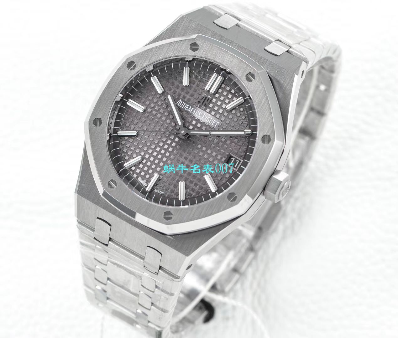【OM Factory  Replica Copy 表】Audemars Piguet 皇家橡树系列15500ST.OO.1220ST.01，15500ST.OO.1220ST.02，15500ST.OO.1220ST.03 wrist watches  / AP180