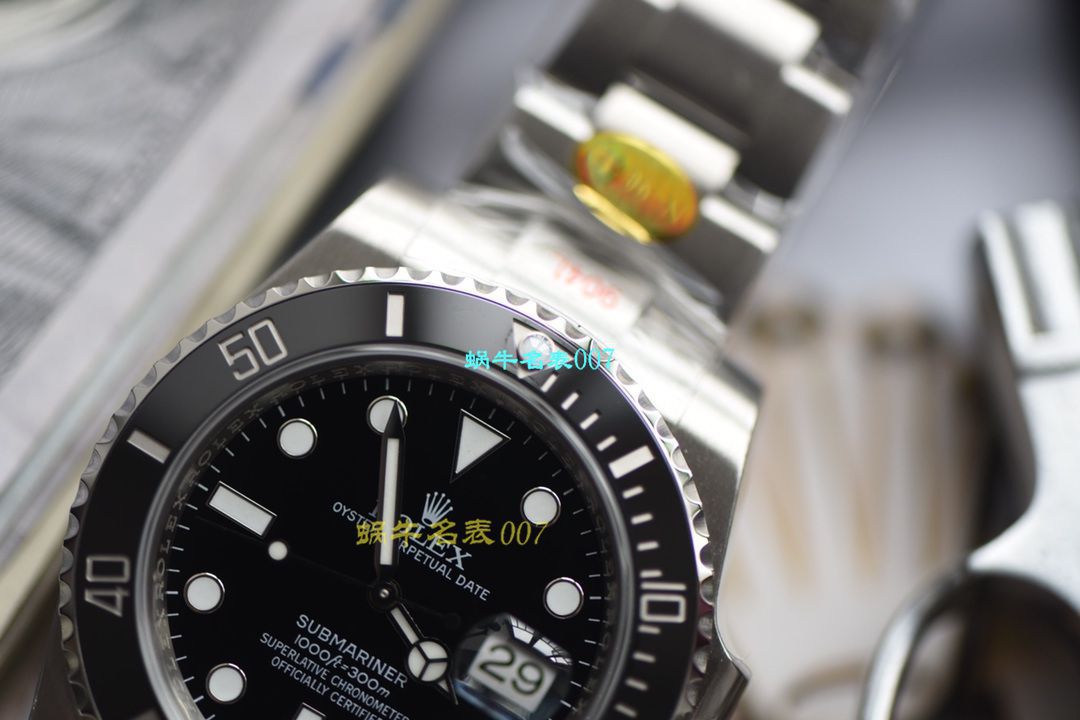 【 Video analysis N Factory  Submariner  Submariner V10升​级版本 Watches 】 Rolex  Submariner 型 Replica 116610LV-97200，116610LN-97200黑 Submariner  wrist watches  / R390
