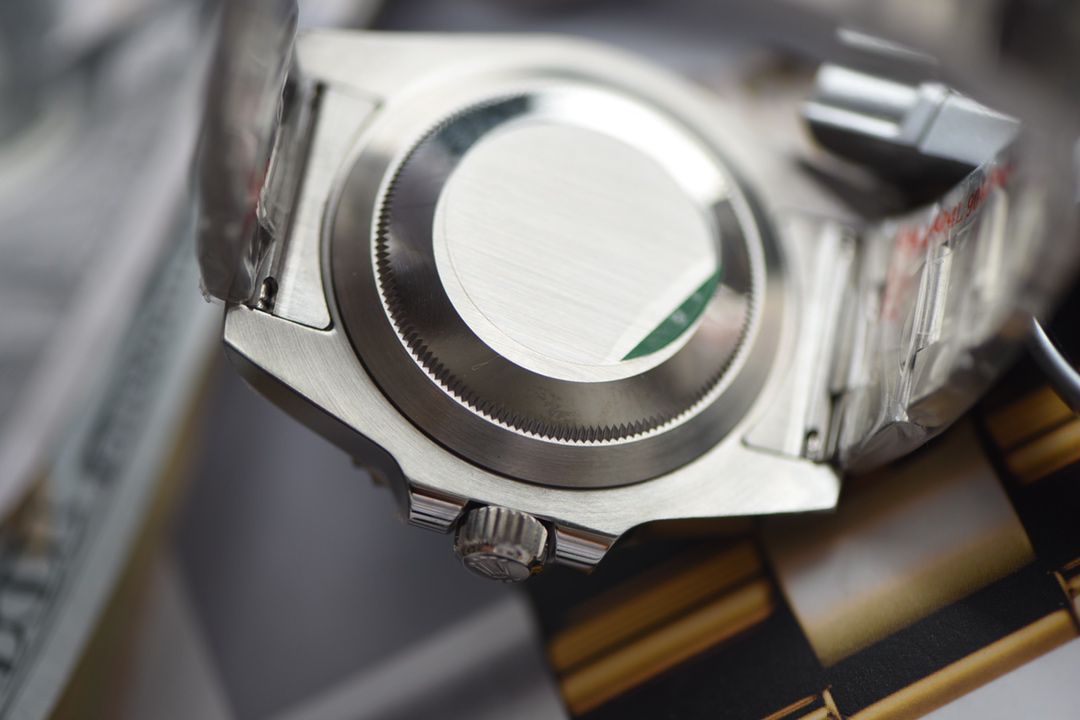 【 Video analysis N Factory V10版本Rolex Submariner  Replica 表】 Rolex  Submariner 型系列116610LN-97200黑盘 wrist watches  / R391