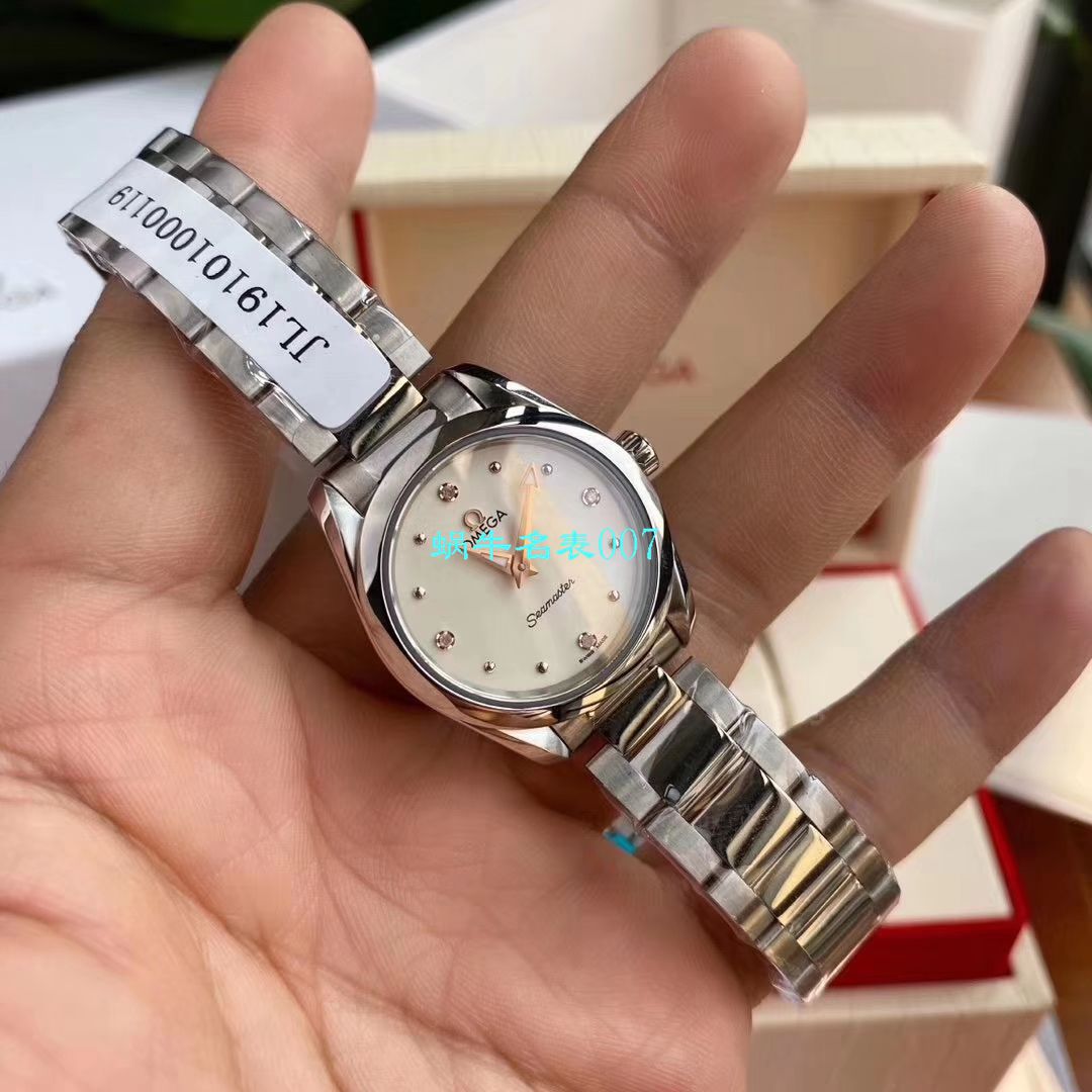 【渠道原单专柜爆款，独家首发！Aqua Terra女士 wrist watches 环镶璀璨美钻⁠】OMEGA Seamaster 系列220.10.28.60.54.001 wrist watches  / M627