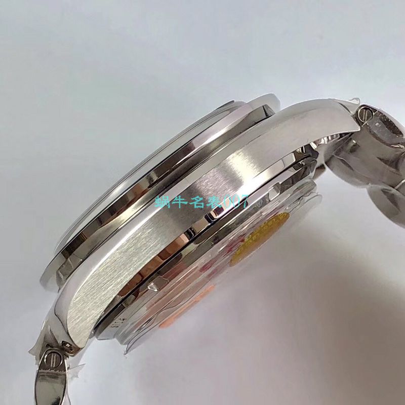 OM Factory OMEGA赛车计时码表【SPEEDMASTER】超霸 Replica Copy  Watches 329.30.44.51.01.002，329.33.44.51.01.001 wrist watches  / M633