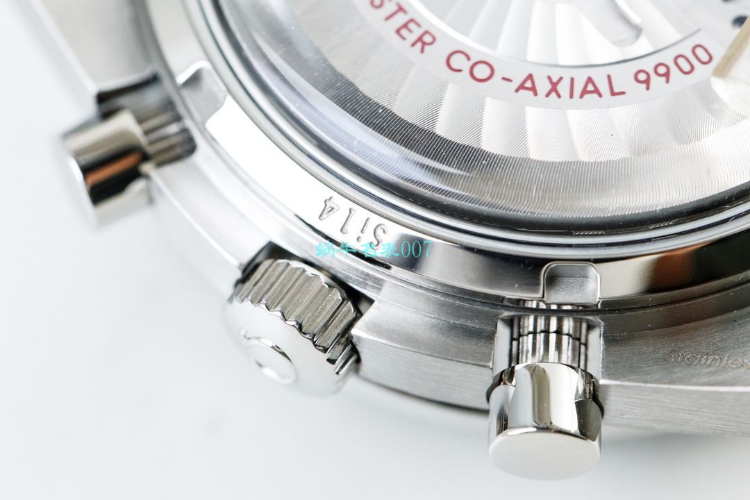 OM Factory OMEGA赛车计时码表【SPEEDMASTER】超霸 Replica Copy  Watches 329.30.44.51.01.002，329.33.44.51.01.001 wrist watches  / M633
